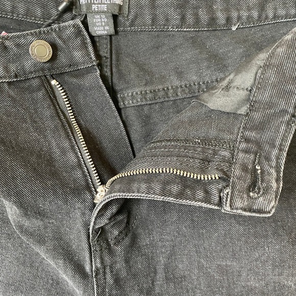 Pretty Little Thing Turn Up Split Hem Jeans Women Size 8 Black Straight Leg NWT - Picture 4 of 10